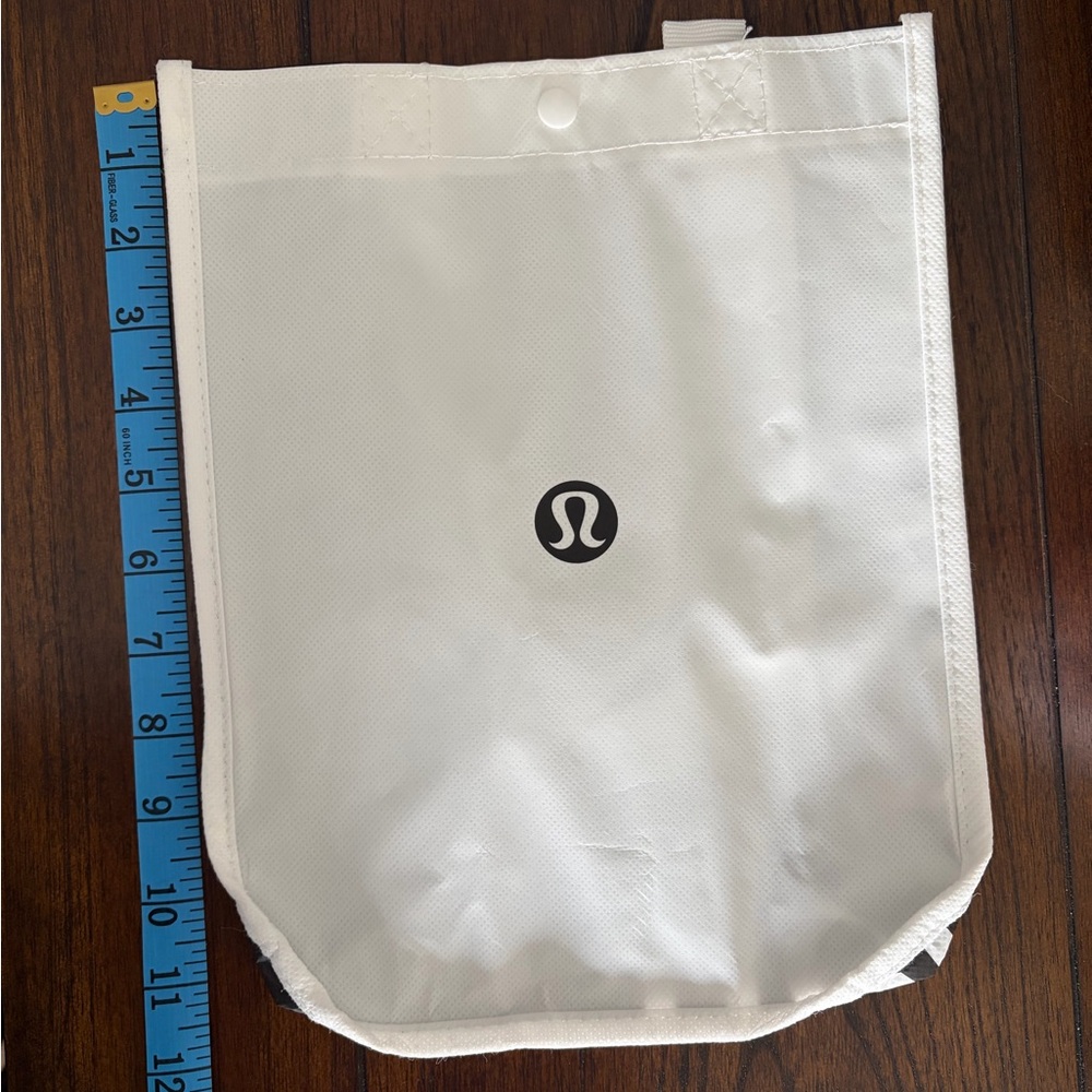 Bundle of Lululemon Reusable Tote Bags - Picture 4 of 4